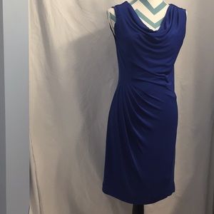EUC Super flattering lightweight blue dress H&M
